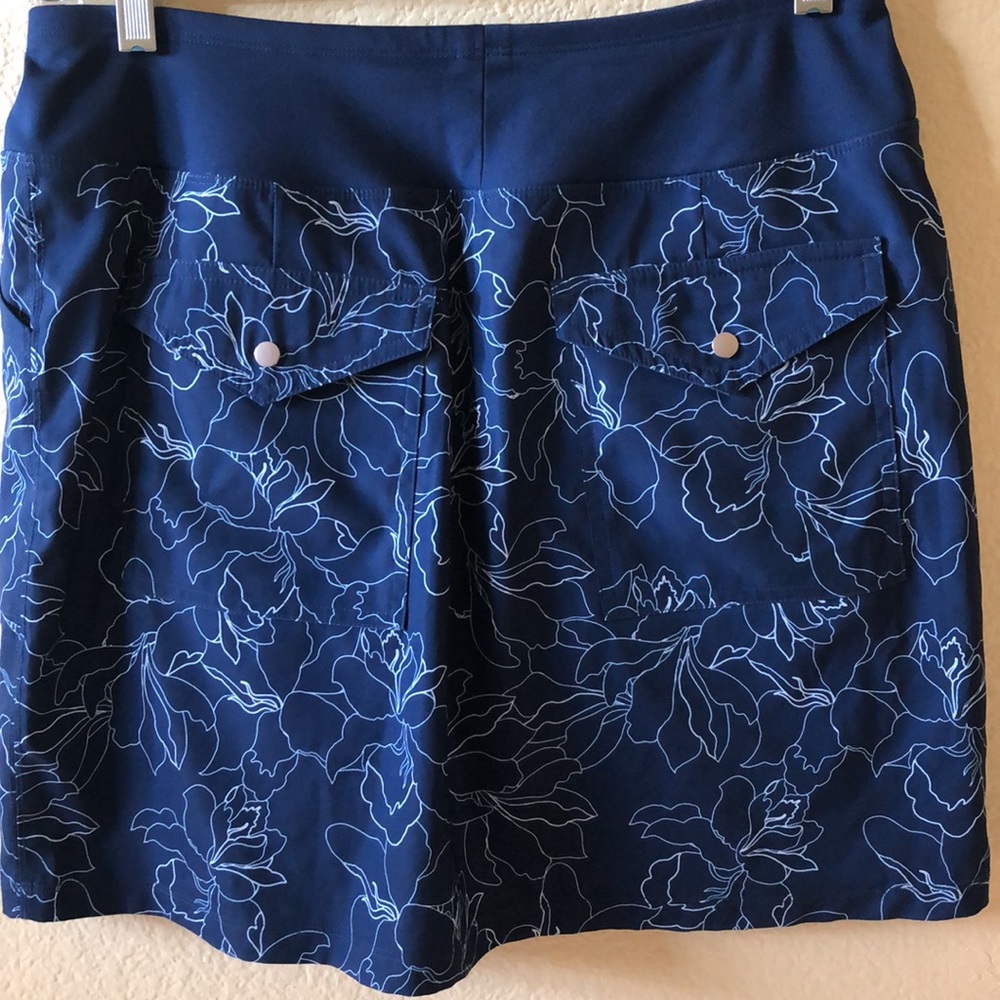 Skort - Picture 3 of 5